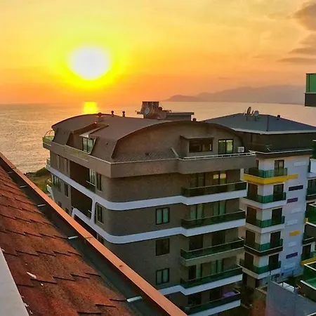 Daire квартира дуплекс 2+1 на первой линии Alanya